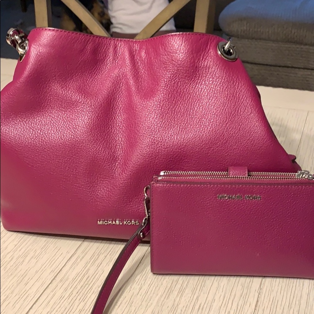Michael kors raven large bag and matching  wallet